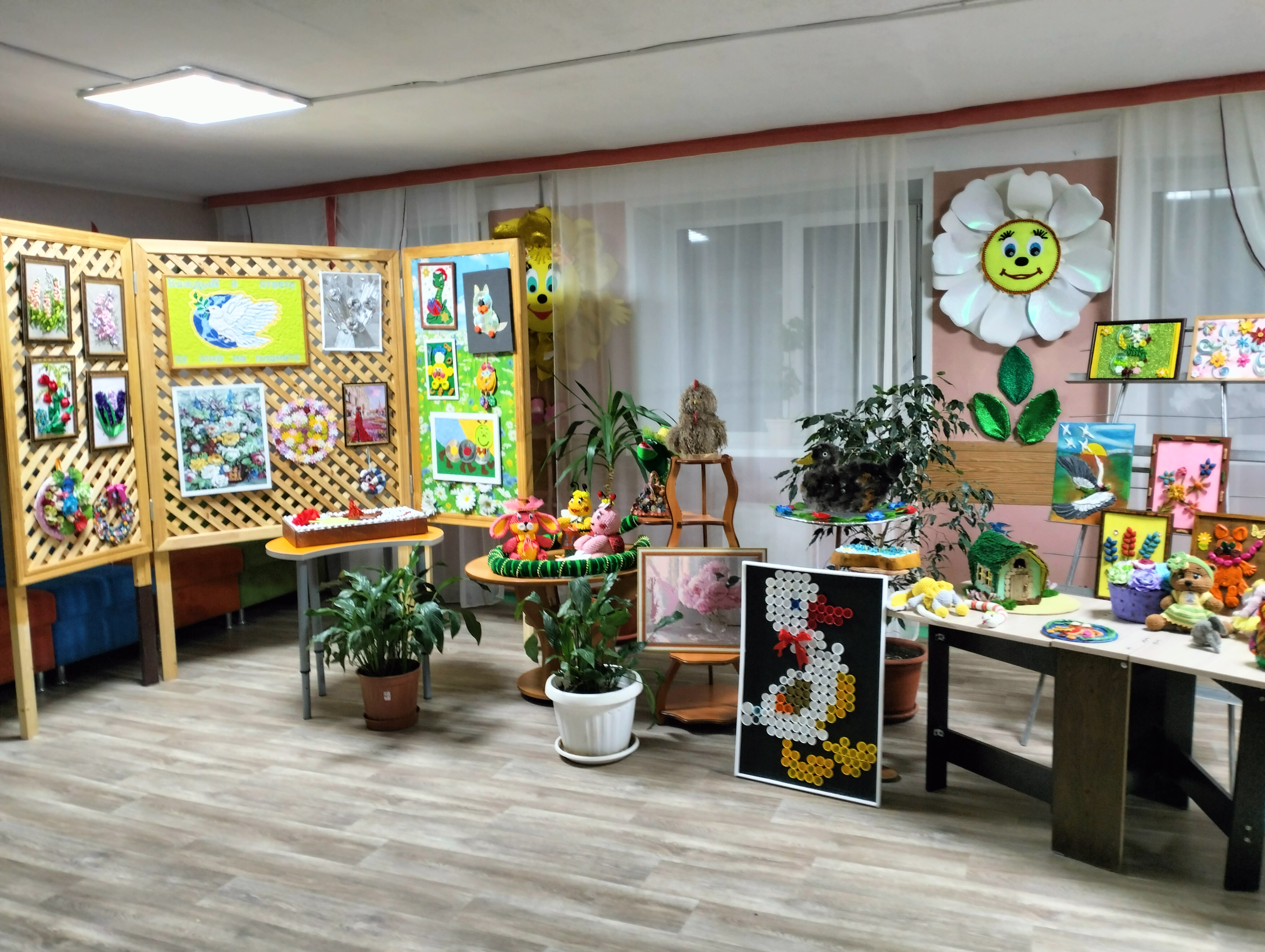 Выставка поделок.
