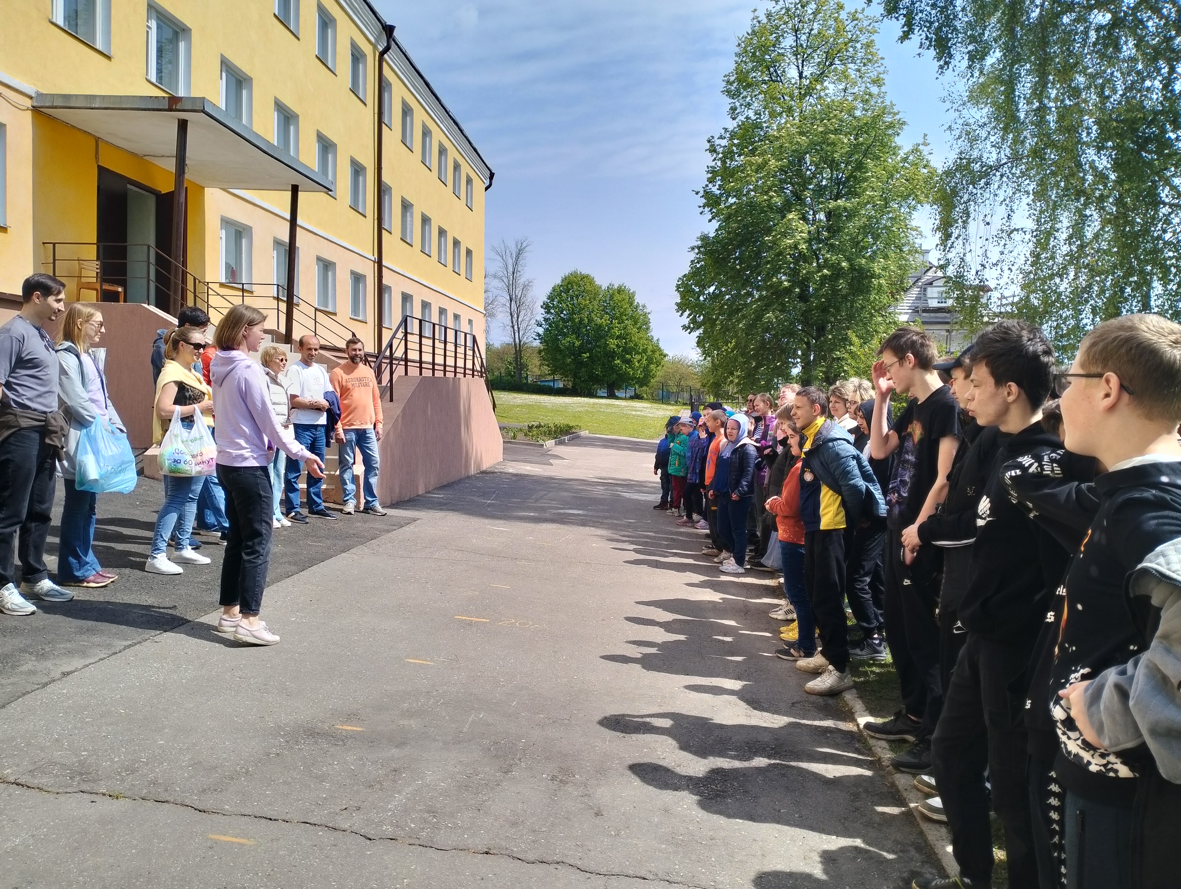 Приветствие гостей. Сообщение плана дня..