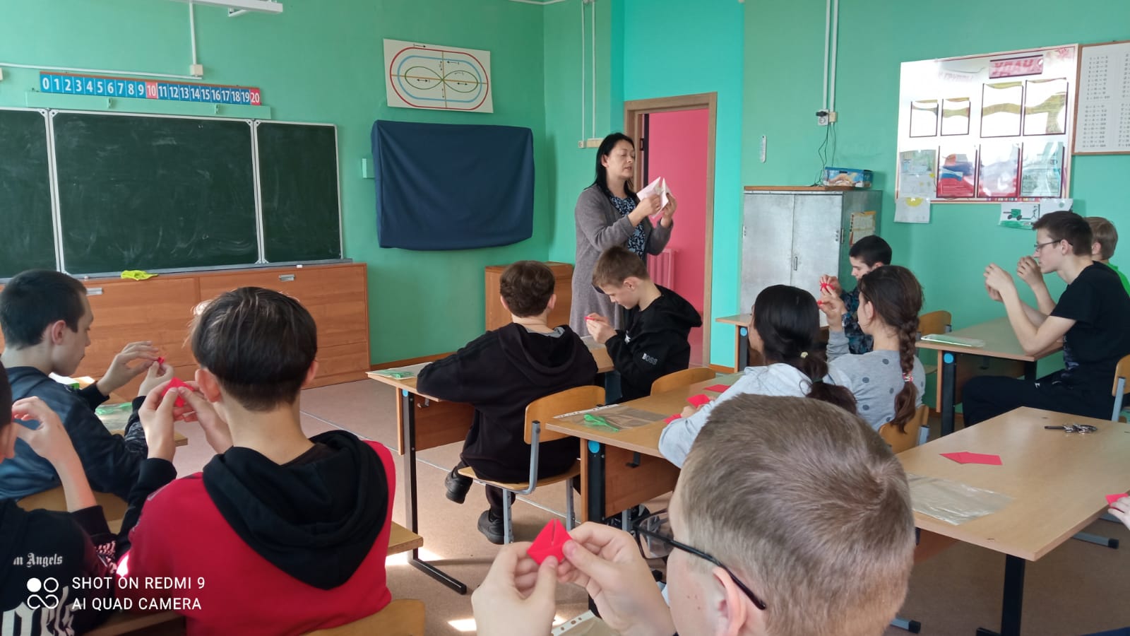 Гости.